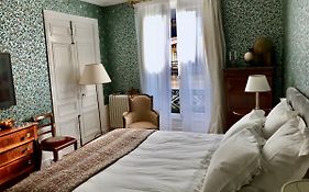 Le 48 Paris